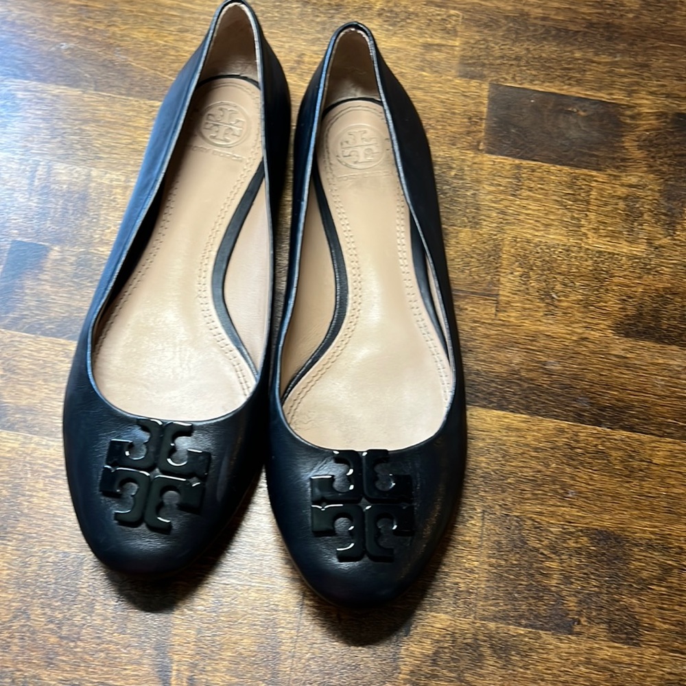 Tory Burch flats! EUC ⭐️💕